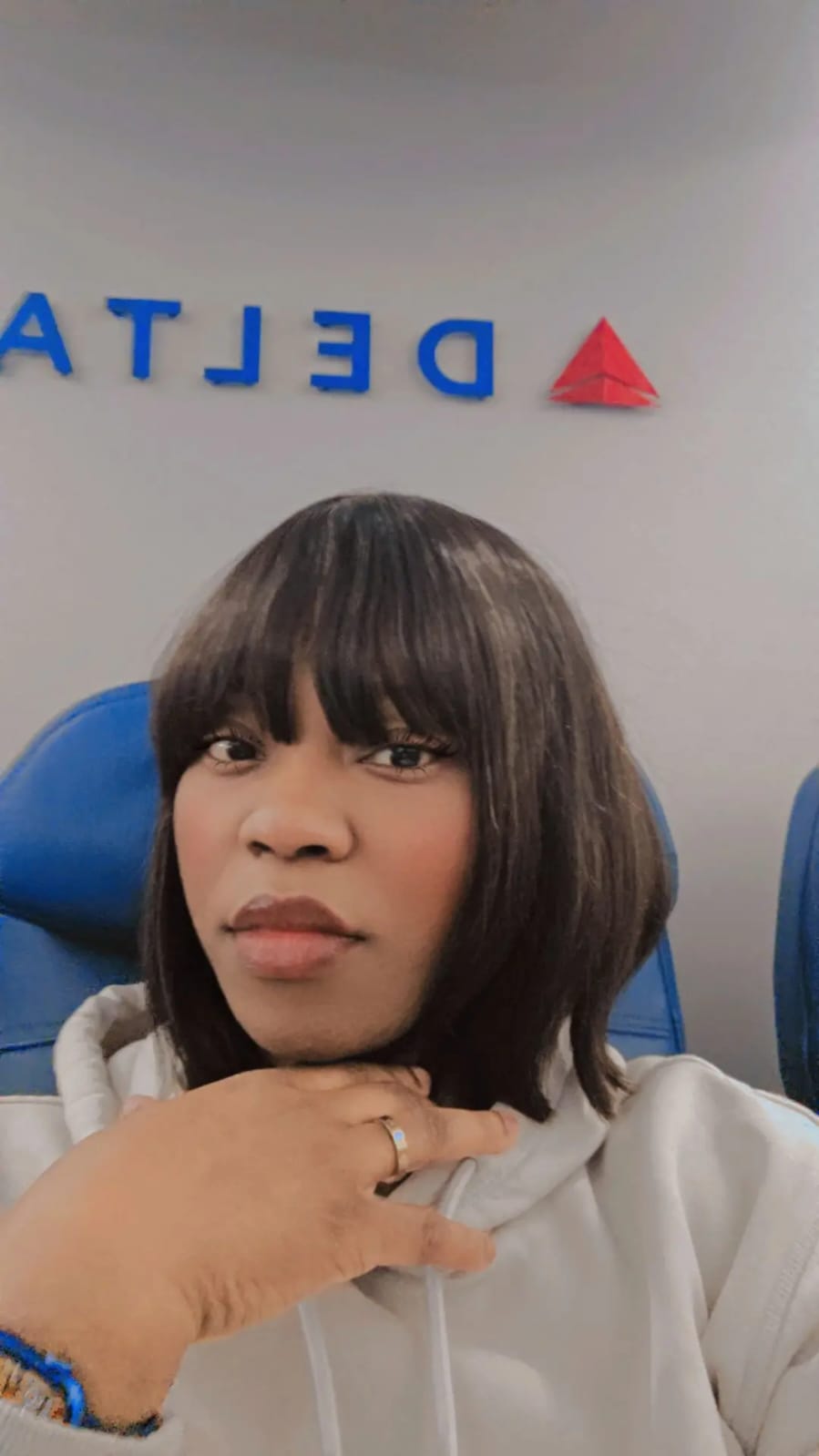 Hairlo 1B 2*6 Bang Glueless HD Bob Wig 100% Human Hair, Premium Quality and Style - Hairlo