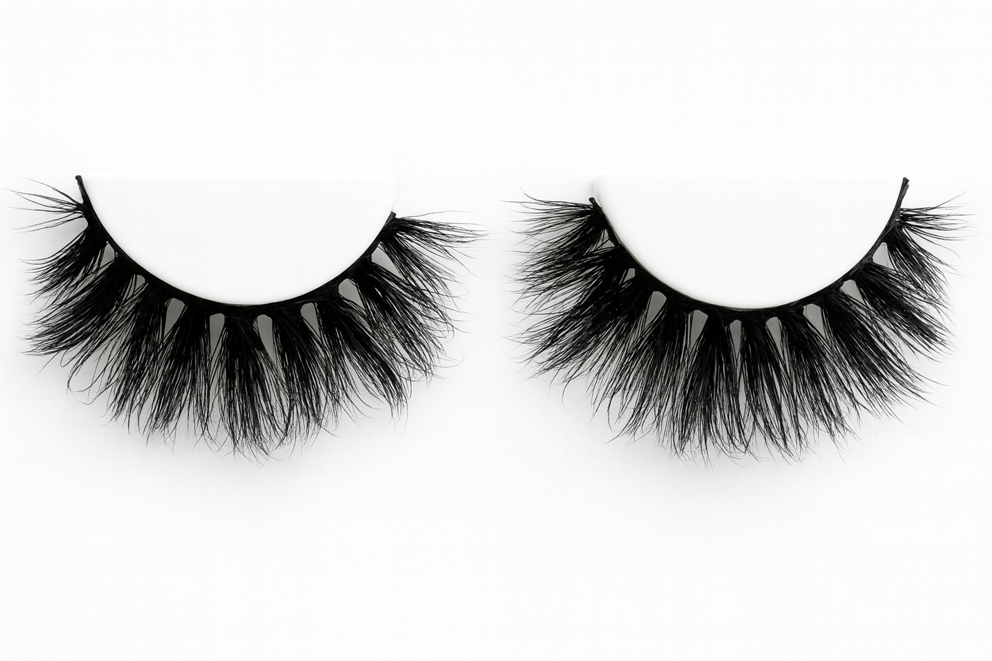 Hairlo Ultra Iconic Forever 3D Mink Lashes (30 mm)