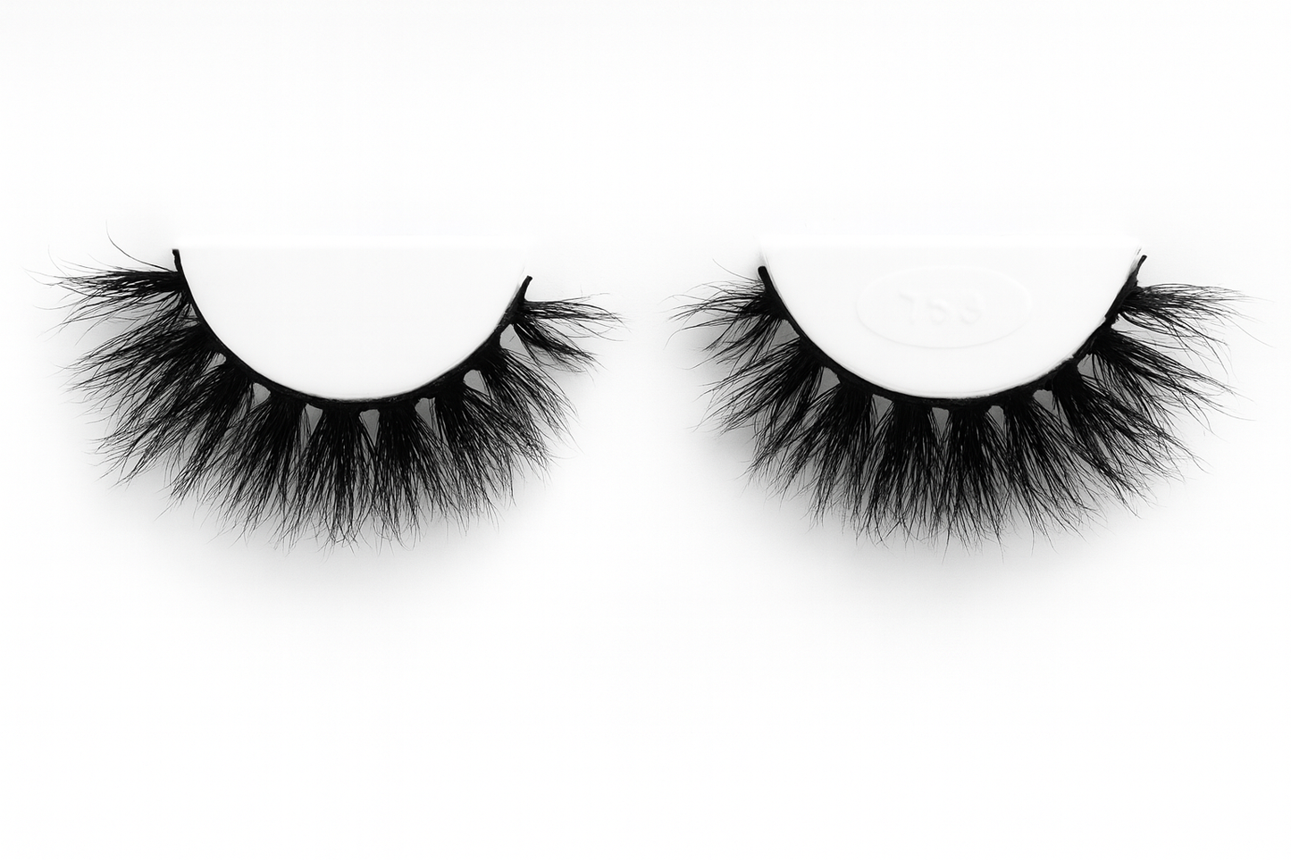 Hairlo Couture Volume Signature 3D Mink Lashes (20 mm)